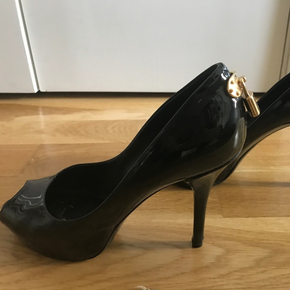 Louis Vuitton, Black open peep toe heels